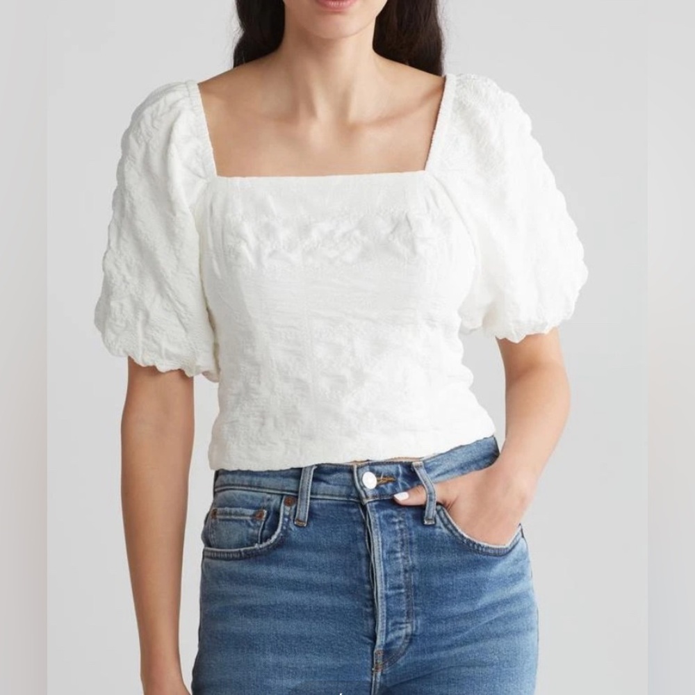Melrose and Market puff sleeve crop top size small